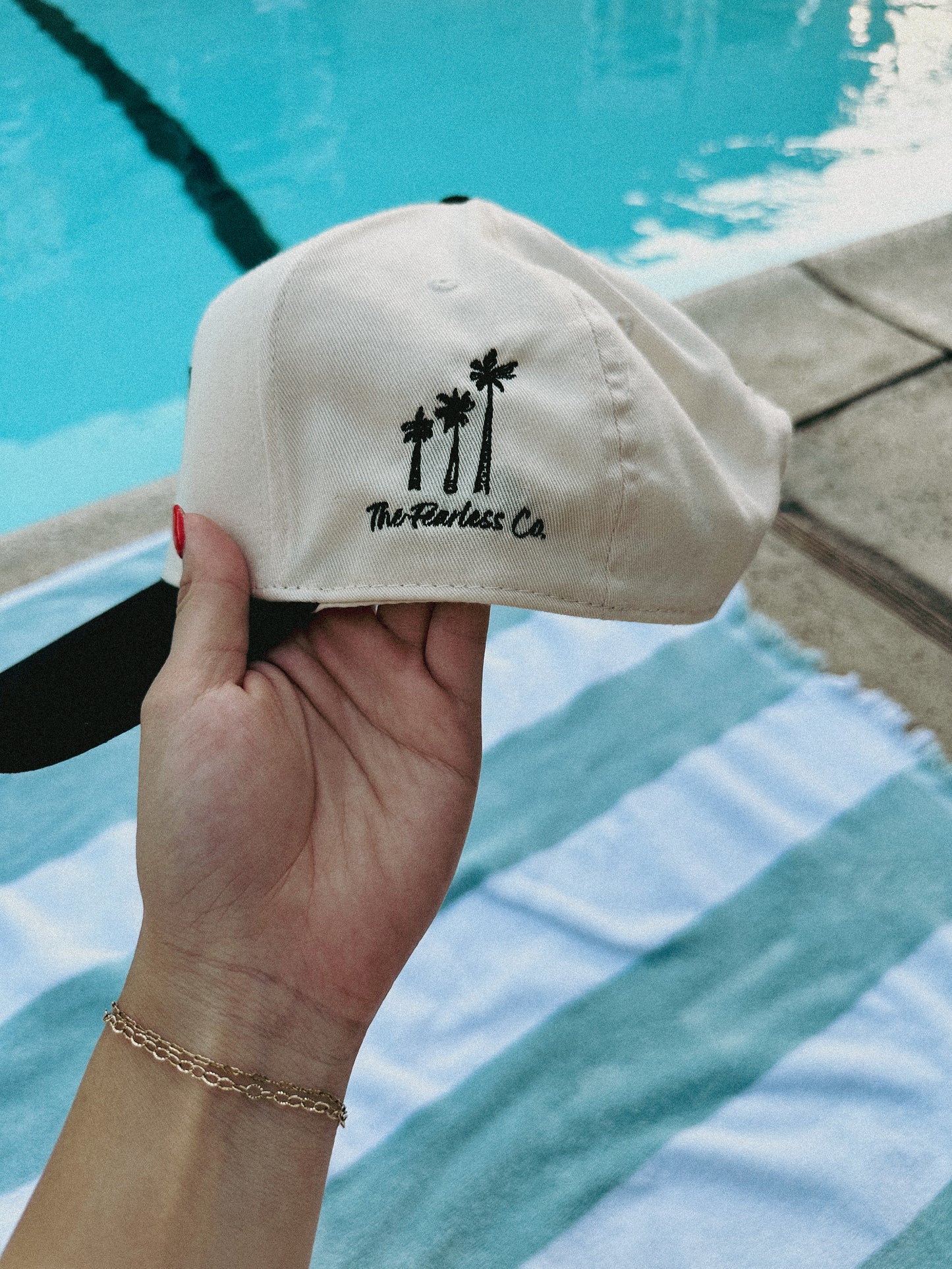 FL (F E A R L E S S) Psalm 34:4 hat