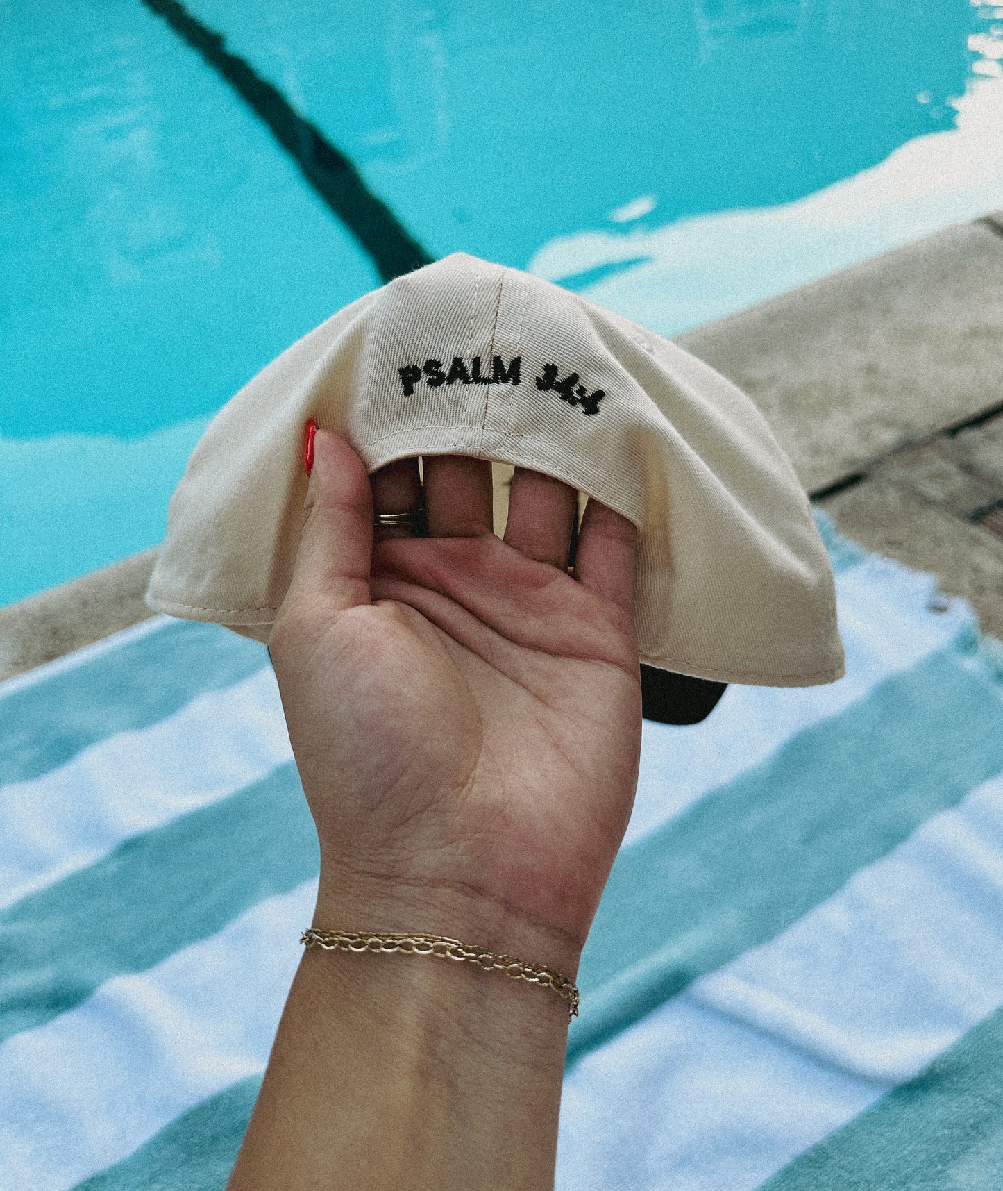 FL (F E A R L E S S) Psalm 34:4 hat